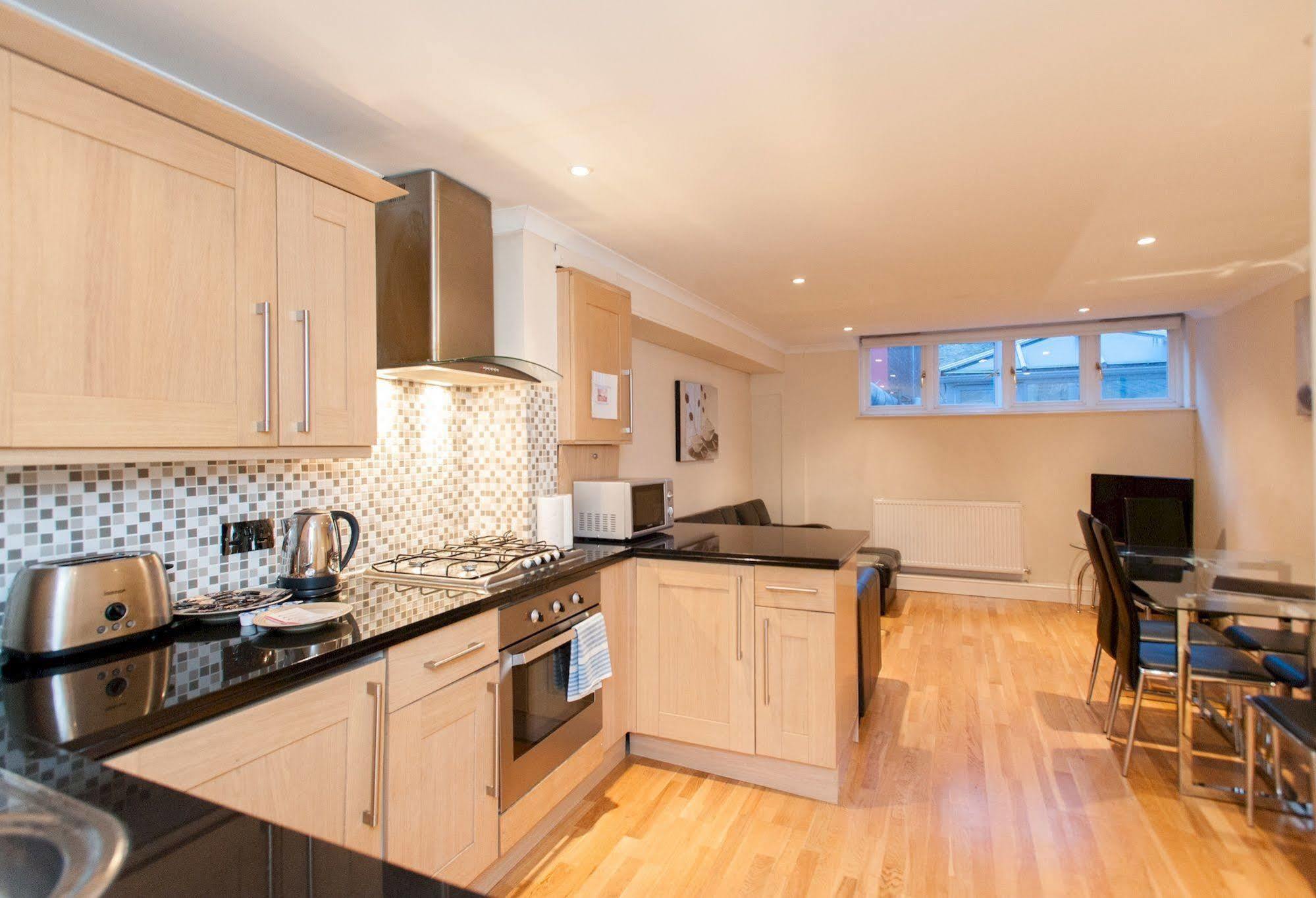London Serviced Apartments Buitenkant foto