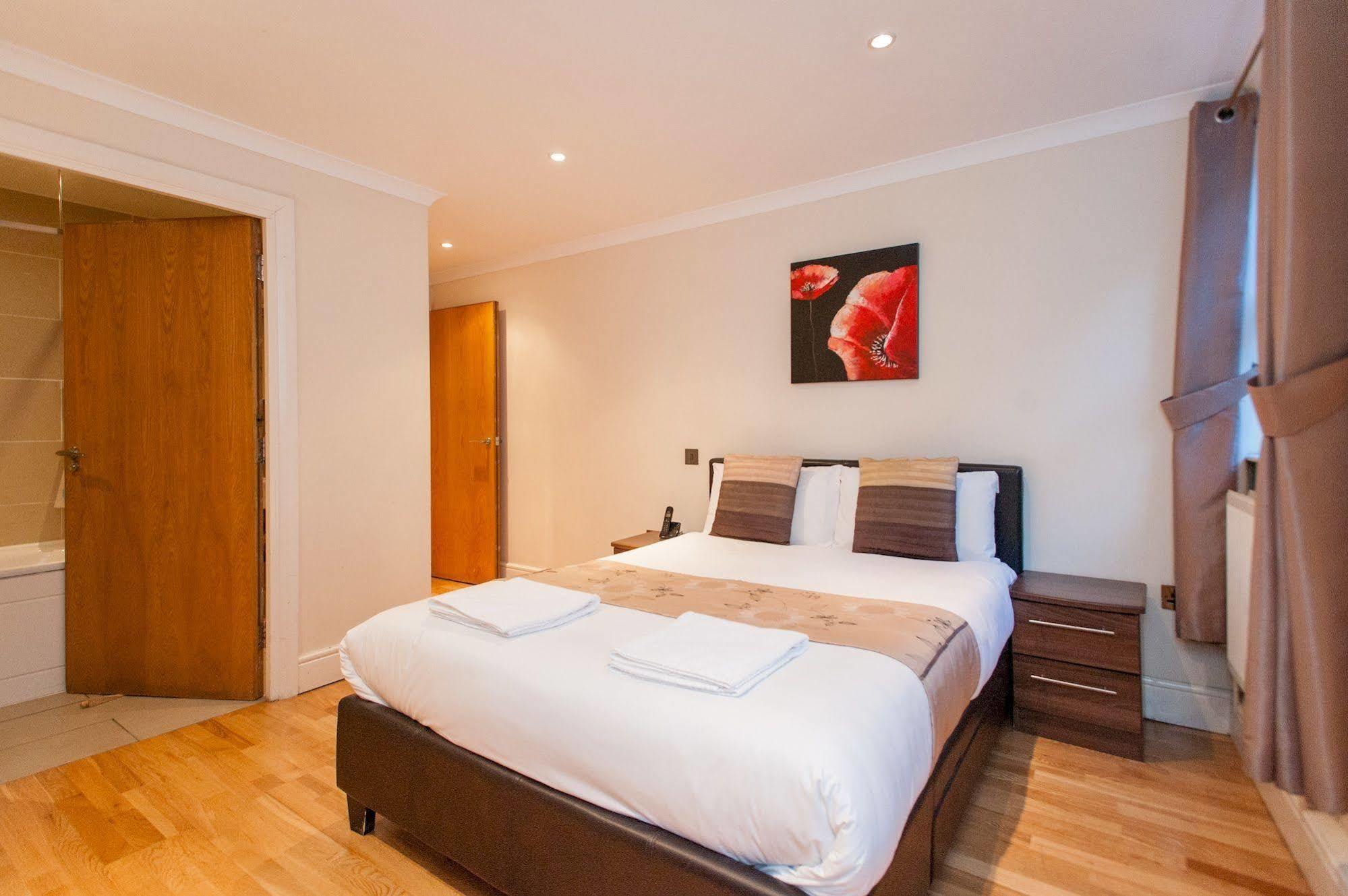 London Serviced Apartments Buitenkant foto