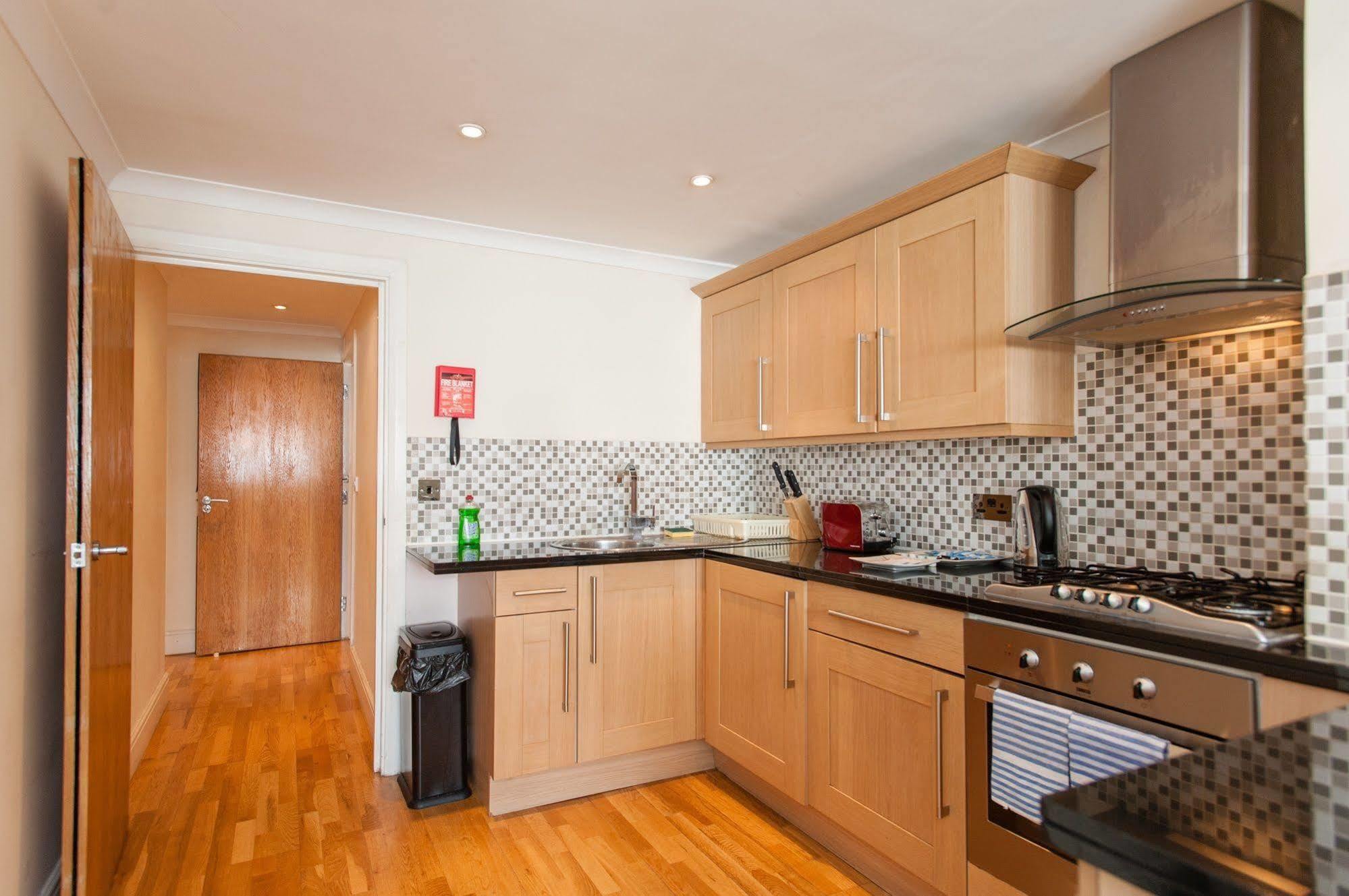 London Serviced Apartments Buitenkant foto