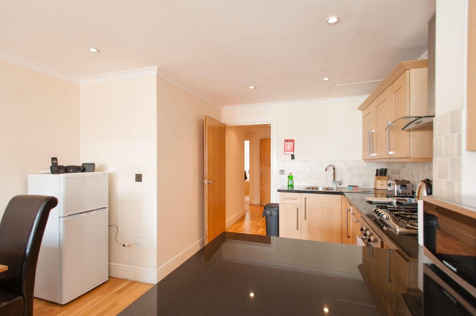 London Serviced Apartments Buitenkant foto