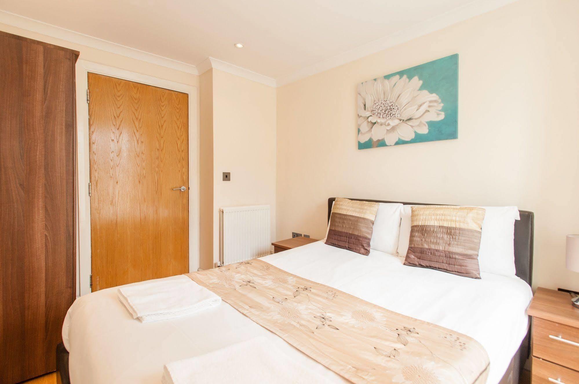 London Serviced Apartments Buitenkant foto